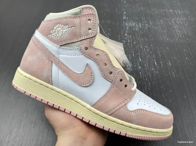 HYPE Retro Air Pink Jordan High 1 (Women's) OG FD2596-600 Washed 0620